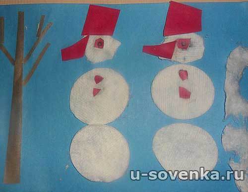 Открытка к Новому году - Снеговики (поделка из подручных средств - ватные диски)