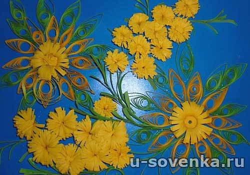 Панно "Цветы" в технике квиллинг Панно
